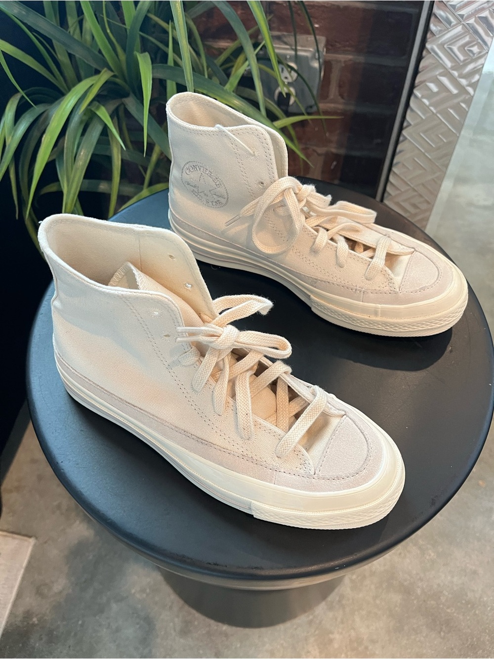 Converse Chuck Taylor All Star 70 Hi ‘Beige’ NWOB (Limited Stock Online) - Picture 2 of 6